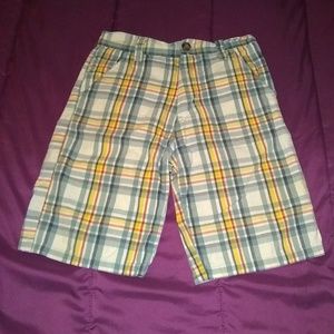 Street Property Plaid Boy's Shorts Size 8